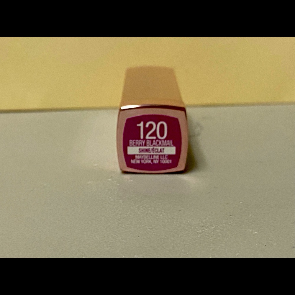 Maybelline Shine lipstick